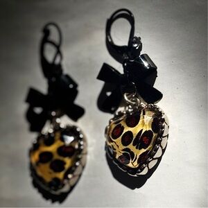 VTG Betsey Johnson- Hearts & Bows Collection, Leopard Heart Bow Drop Earrings